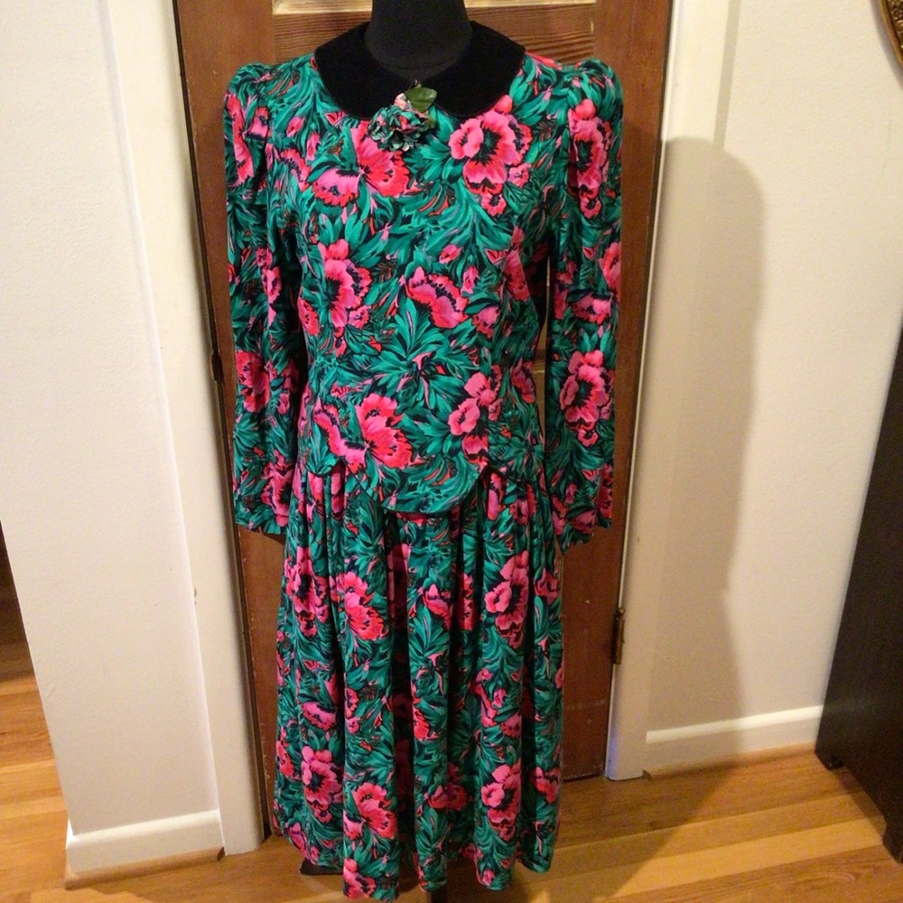 Vintage Maria Casero floral cottage core dress